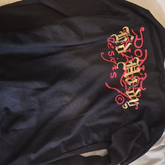 Ed Hardy Black Long Sleeve Tee with Multicolor Skull & Dragon Graphics - Picture 2 of 2